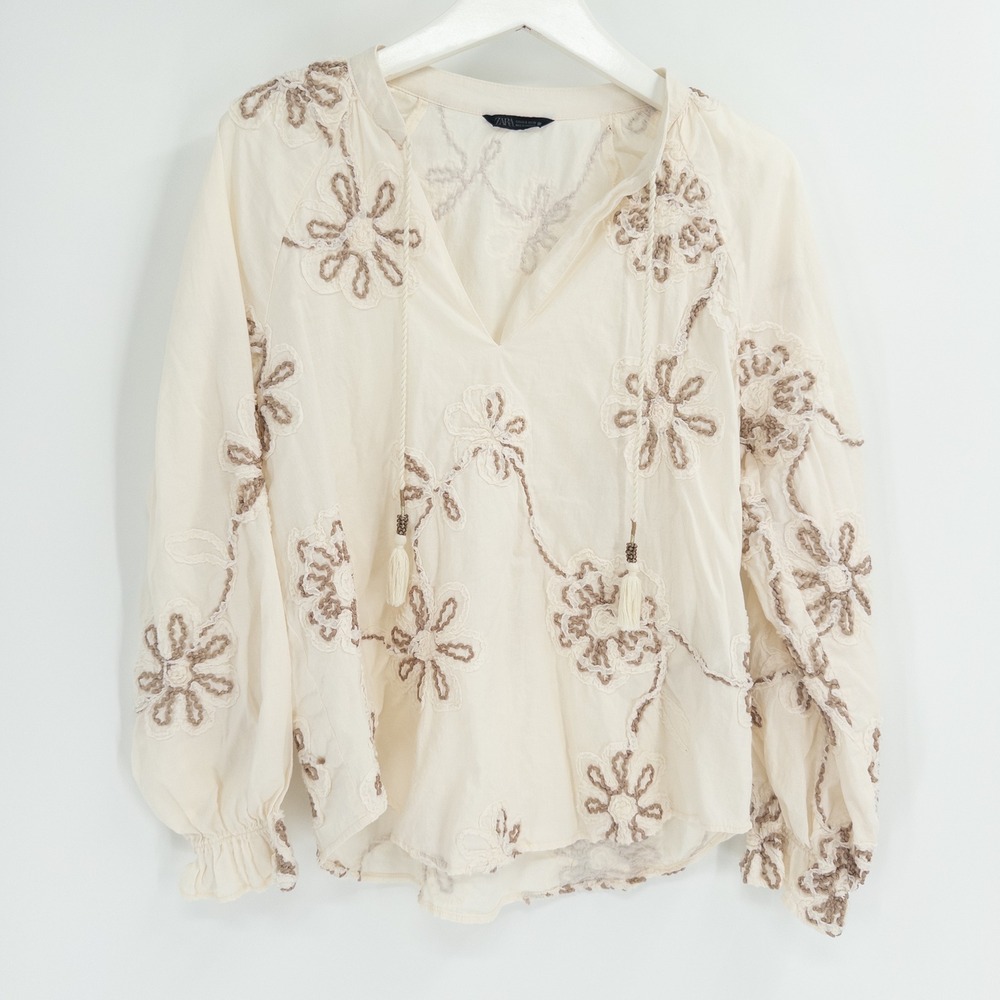 Zara Blouse Womens Small Cream Floral Embroidered Boho Peasant Hippie Romantic